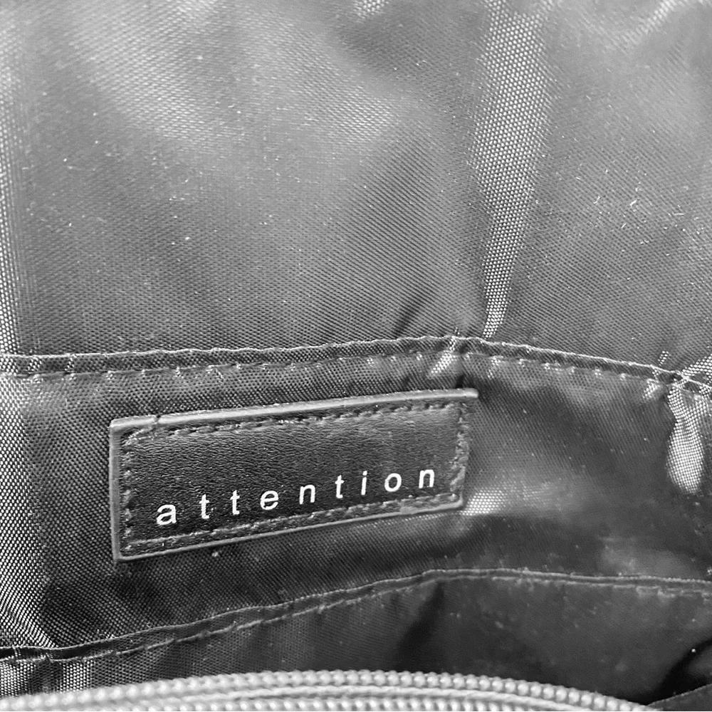 attention women large